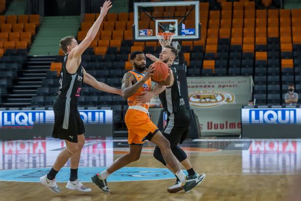 击型球员来 击型球员来